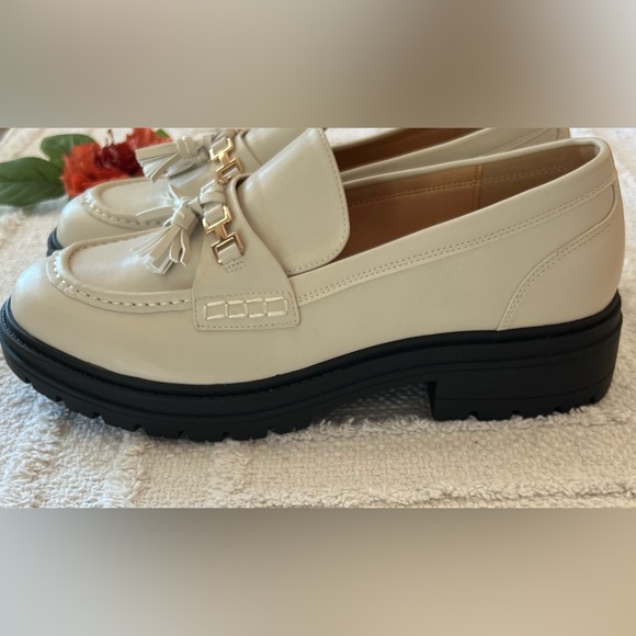 Amazon Shoes - ZBY Cream Loafers Slip On Shoes- Size 11